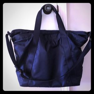 Lululemon Carry the Day Bag